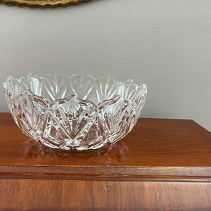 Vintage 1990s Mikasa Roxborough Crystal Serving Bowl